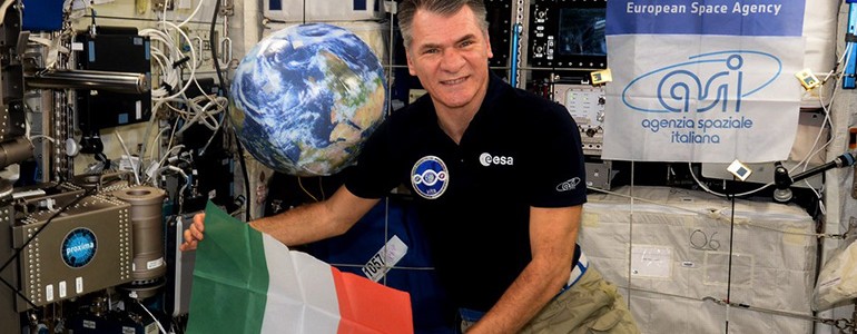 Paolo Nespoli ha testato il giubbotto dell’Università di Pavia (foto)