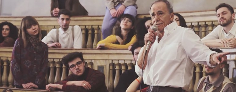 Il nuovo video di Roberto Vecchioni in Aula Scarpa con gli studenti dell’Università di Pavia
